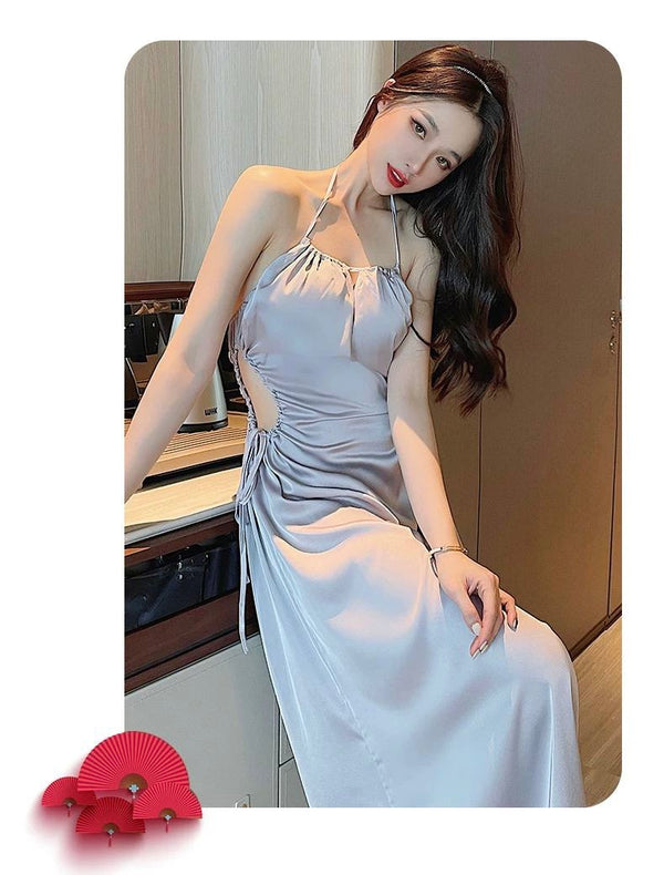 فستان من الحرير الساتان